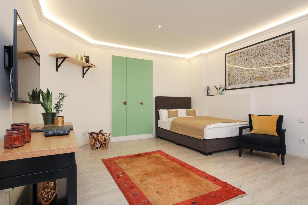 5 Personen Altbau Nahe Kurfuerstendamm - Shakespeare เบอร์ลิน ภายนอก รูปภาพ