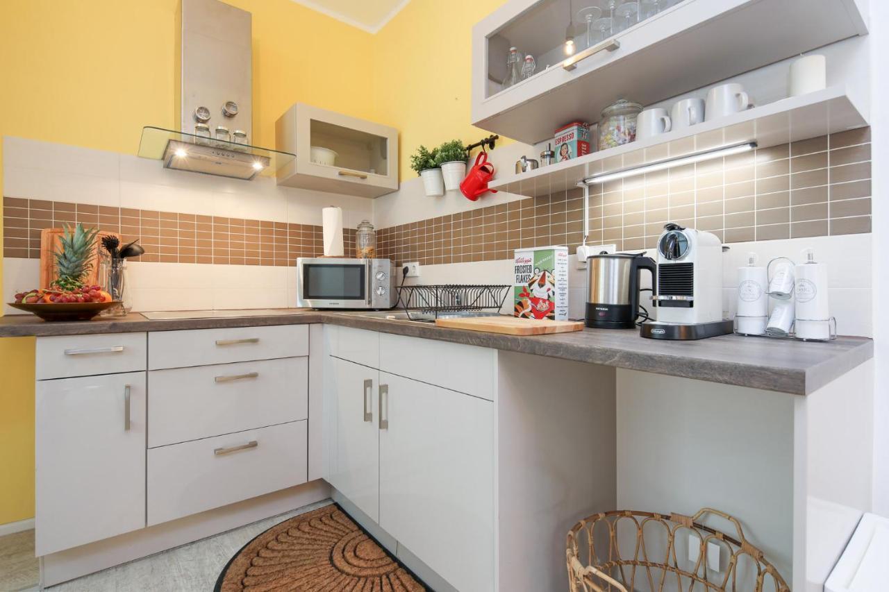 5 Personen Altbau Nahe Kurfuerstendamm - Shakespeare เบอร์ลิน ภายนอก รูปภาพ
