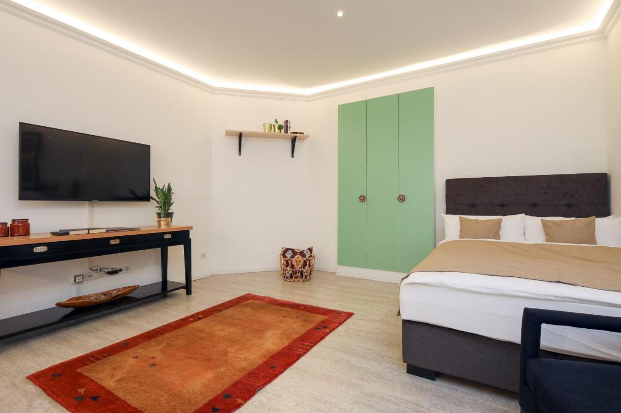 5 Personen Altbau Nahe Kurfuerstendamm - Shakespeare เบอร์ลิน ภายนอก รูปภาพ